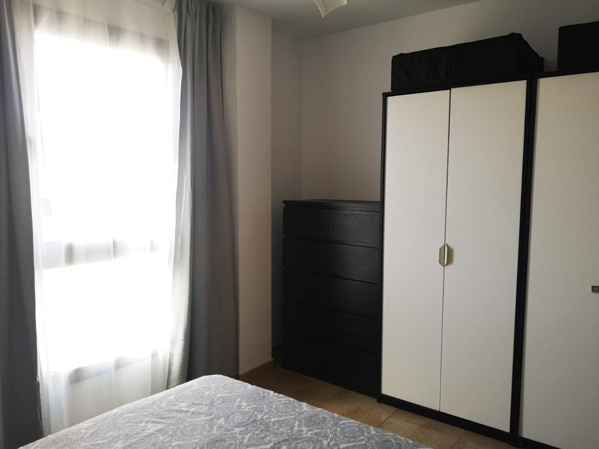 Modern House With 2 Bedrooms Near The Beach Castillo del Romeral Екстериор снимка