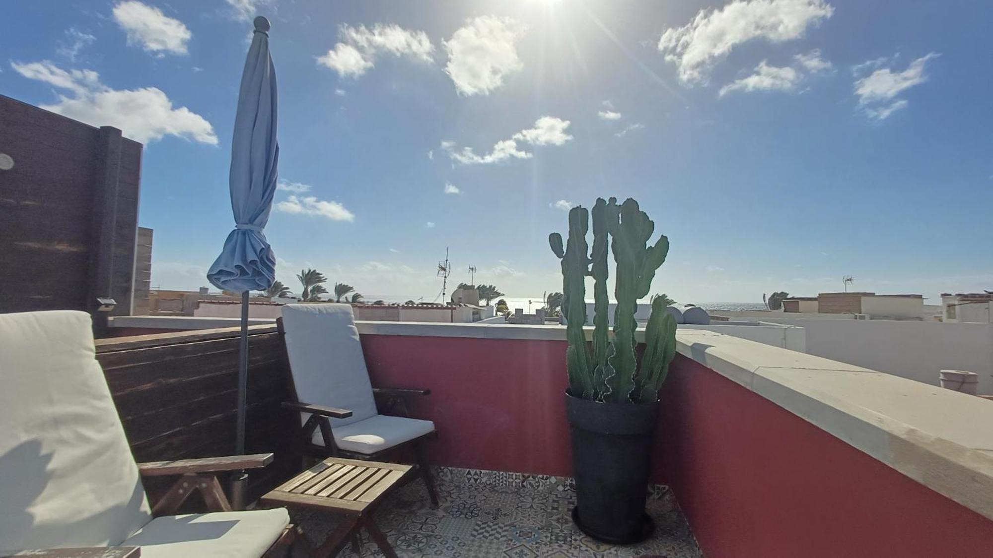 Modern House With 2 Bedrooms Near The Beach Castillo del Romeral Екстериор снимка