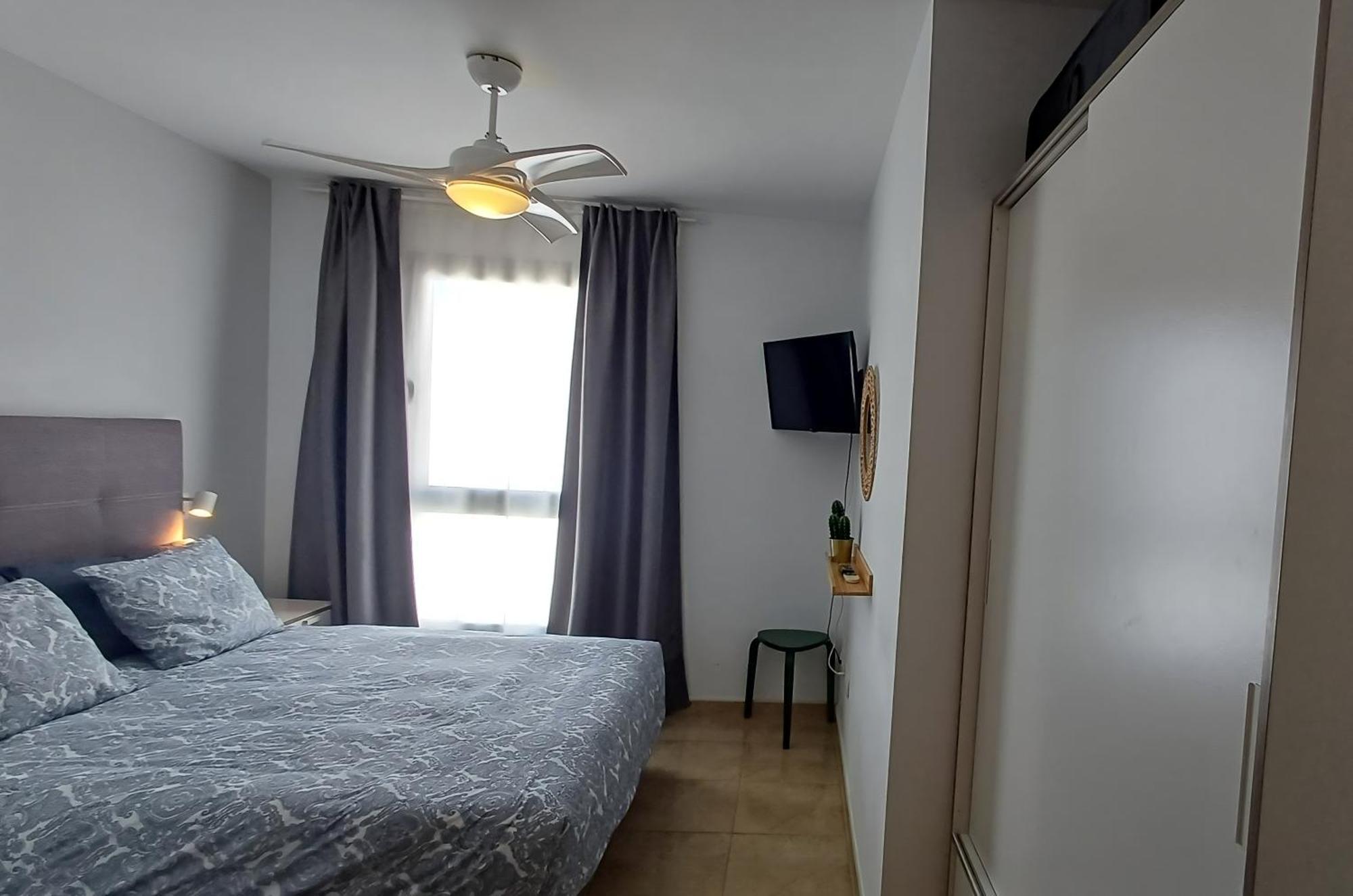 Modern House With 2 Bedrooms Near The Beach Castillo del Romeral Екстериор снимка